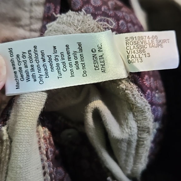 Athleta soft brown cordroy mini skirt short skirt zip up size 4 - Picture 4 of 10